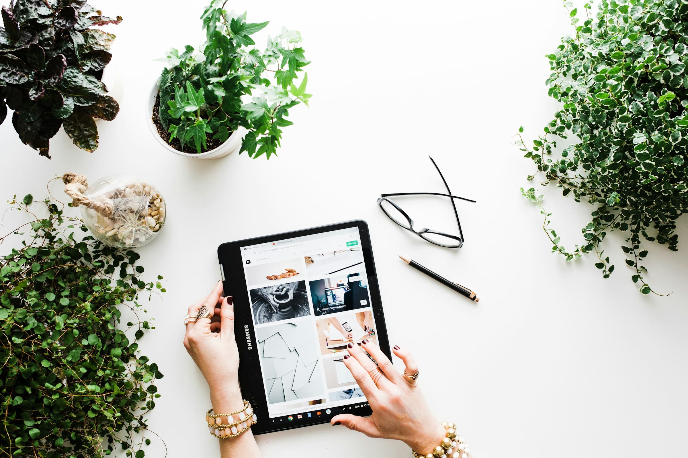 9 Best use cases of AI in B2B eCommerce