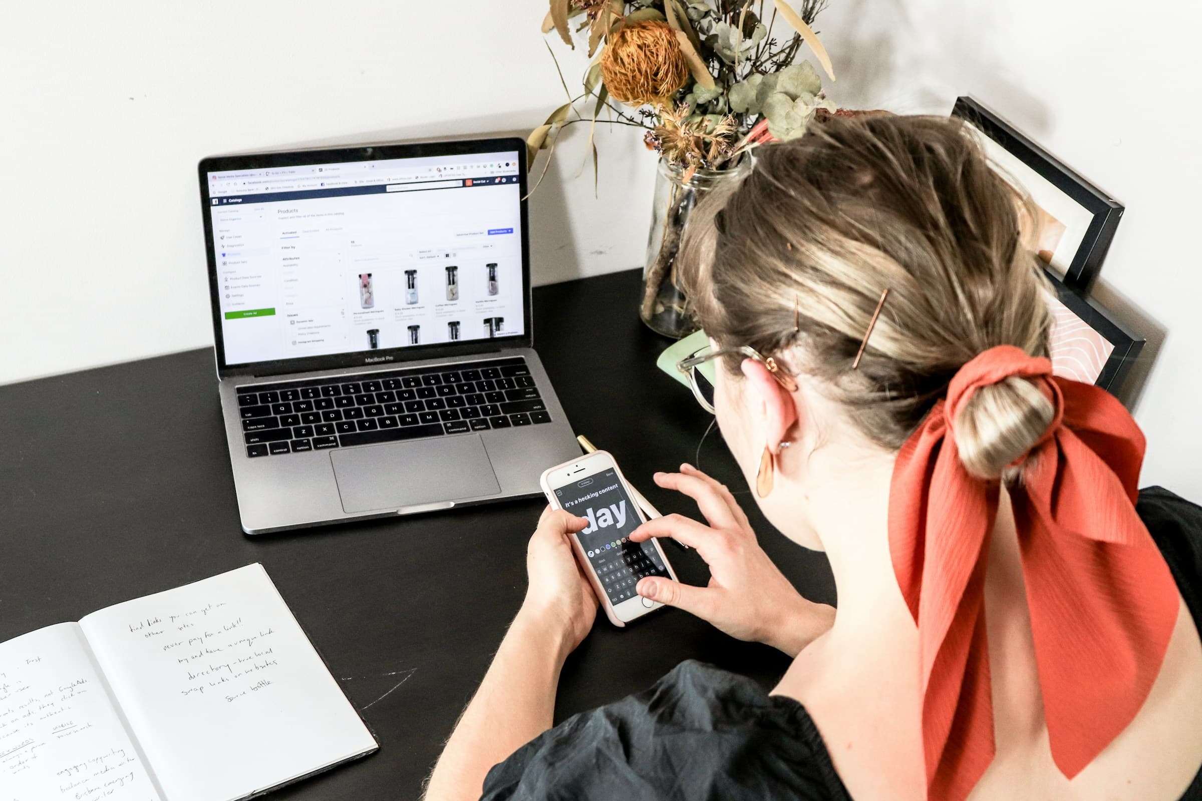 woman promoting - AI Use Cases in eCommerce