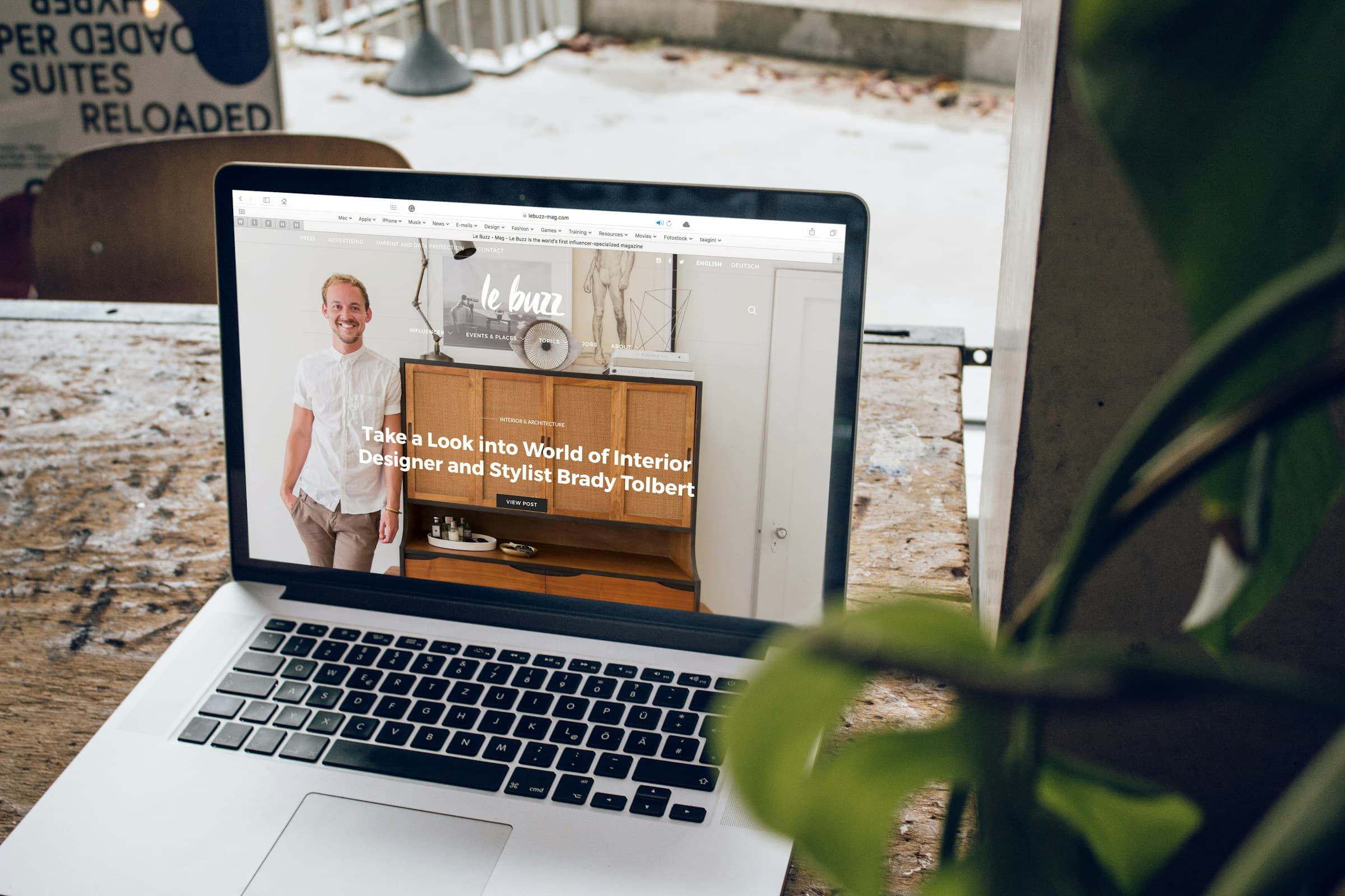 a website - How to use AI to Build a Website
