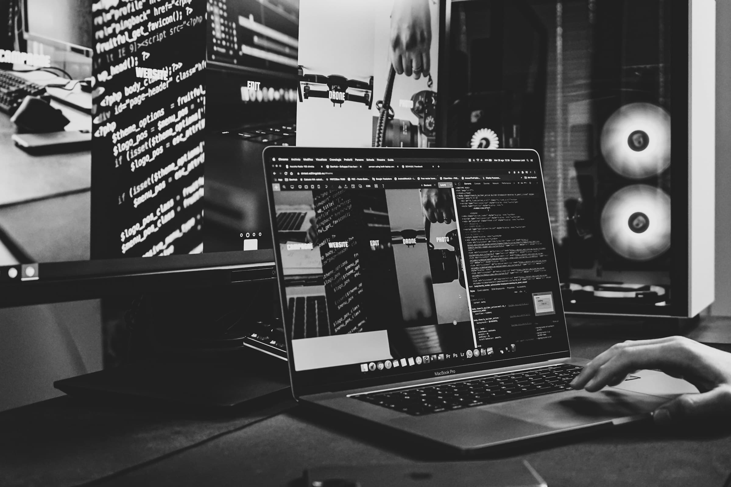 How to use AI to build a website in 5 Steps
